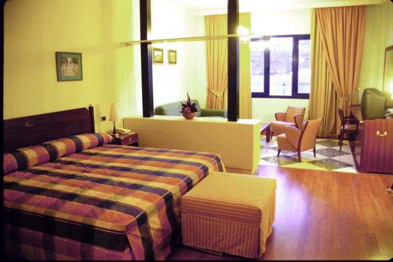 Hotel Puerto De Las Nieves أَغايتي المظهر الخارجي الصورة